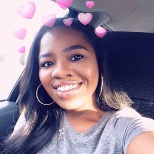 Meet your Posher, Gabrielle